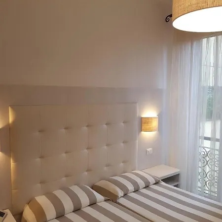 Degli Amici مونتيروسّو ال ماري