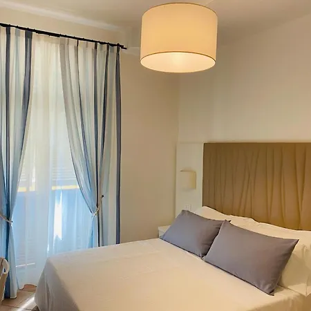 Degli Amici فندق مونتيروسّو ال ماري