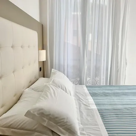 Hotel Degli Amici 3*