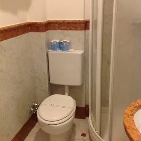 Отель Degli Amici
