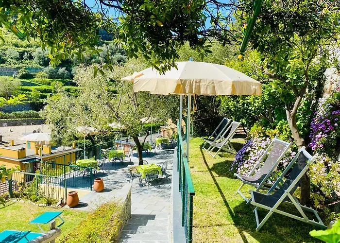 알베르고 데글리 아미치 호텔 3*