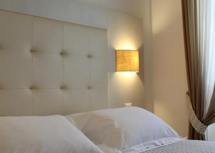 알베르고 데글리 아미치 호텔