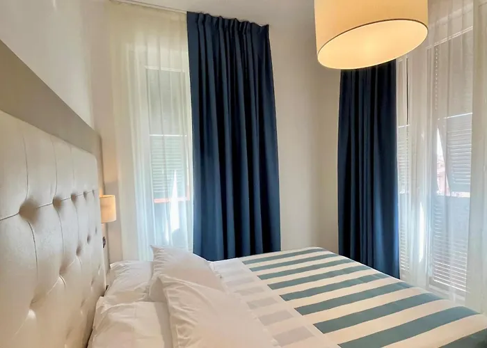 알베르고 데글리 아미치 3* 몬테로소 알 마레