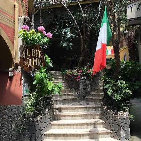 Degli Amici فندق مونتيروسّو ال ماري