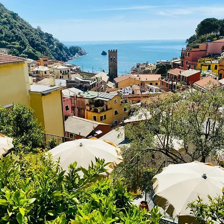 Degli Amici Szálloda 3*