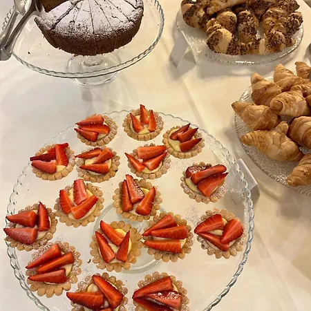 Degli Amici Moggia Hotel