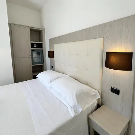 Degli Amici Moggia Hotel