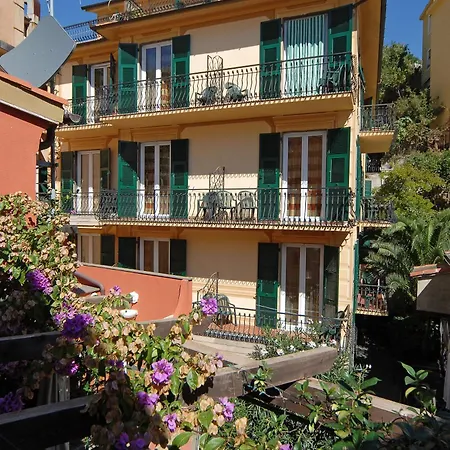 Degli Amici