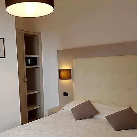 Degli Amici Hotel 3*