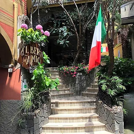 Degli Amici Moggia 3*