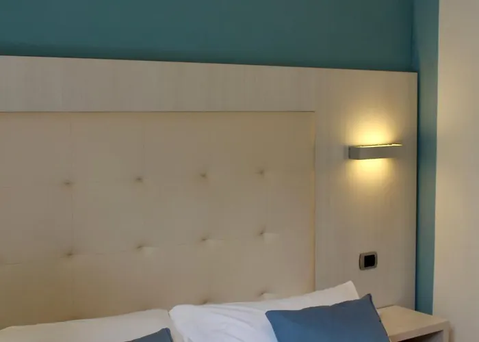 Degli Amici 3* Μοντερόσο αλ Μάρε